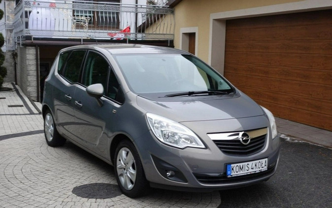 Opel Meriva cena 23900 przebieg: 155000, rok produkcji 2010 z Łapy małe 172